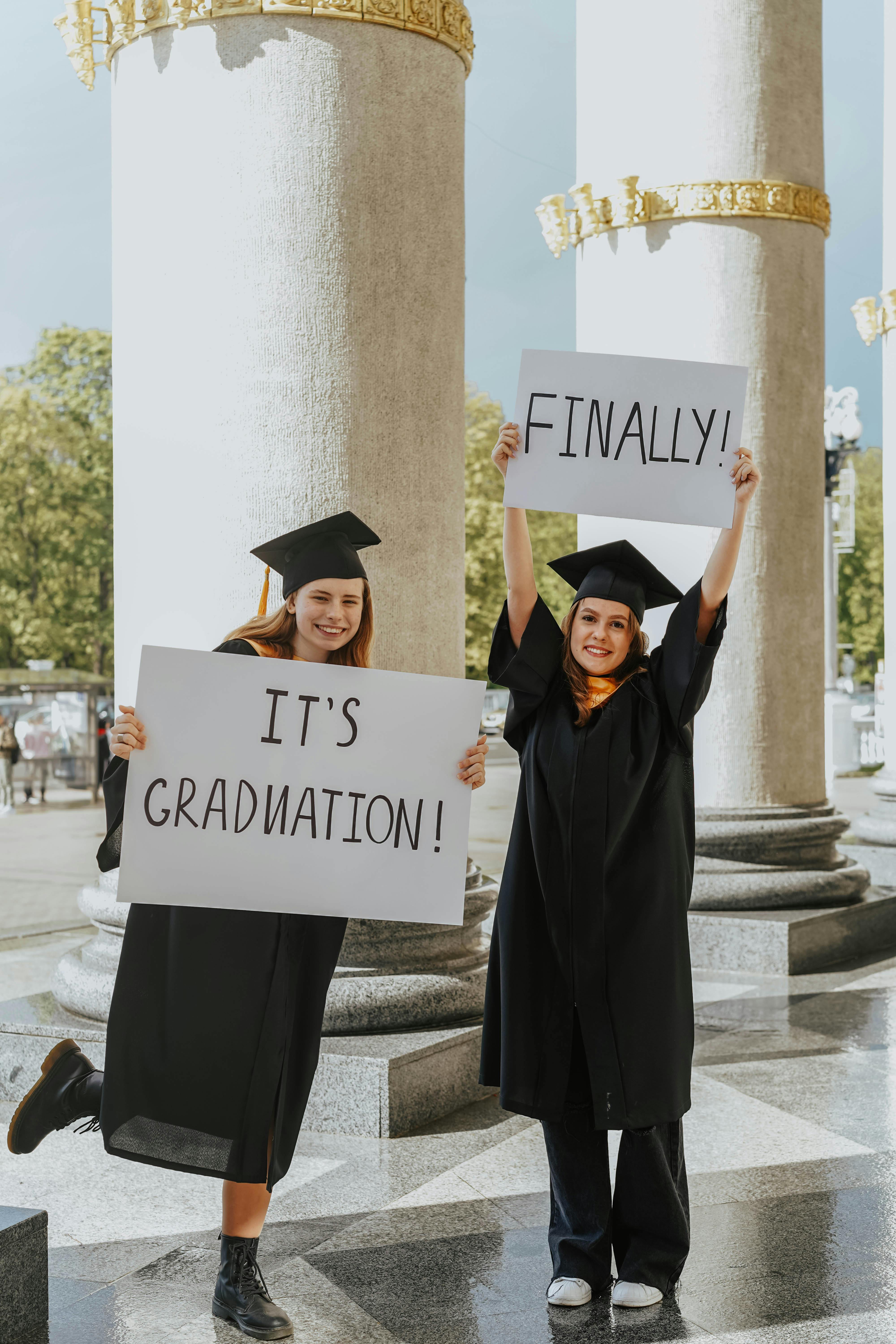 Graduation 2023 Poster Photos, Download The BEST Free Graduation 2023 ...