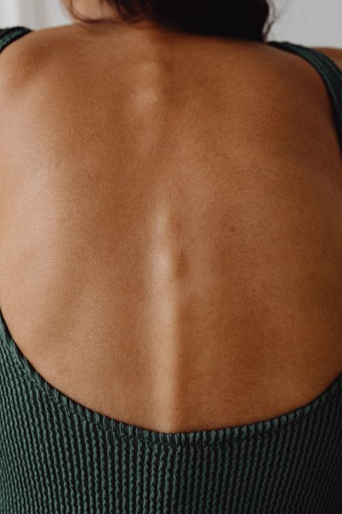 Normal Back Photo Close-up of a Person's Back · Free Stock Photo