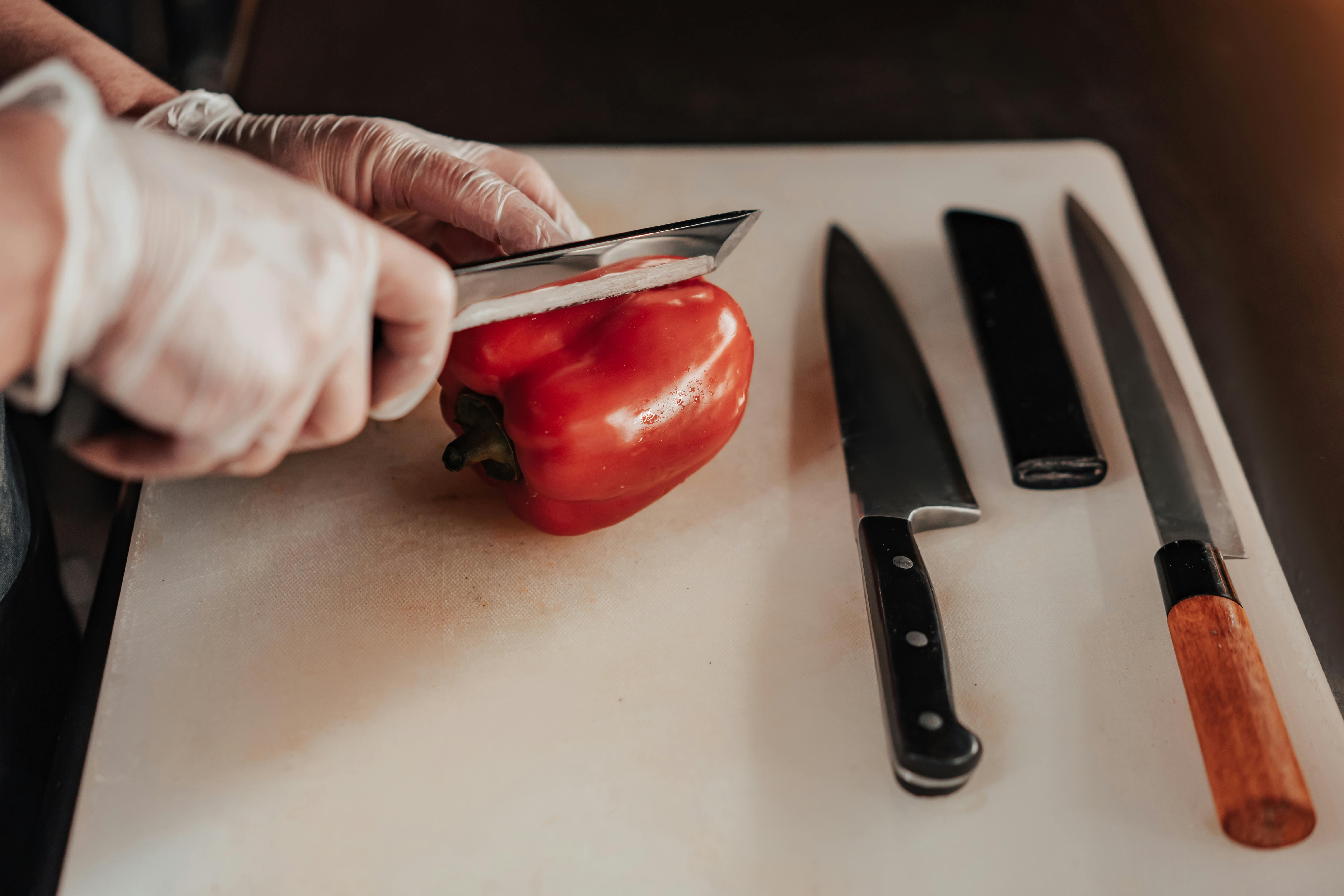 HOW TO CUT GREEN PEPPERS FOR CHOPPING USING A SHARPER IMAGE