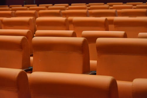 Fotos de stock gratuitas de asientos, auditorio, cine
