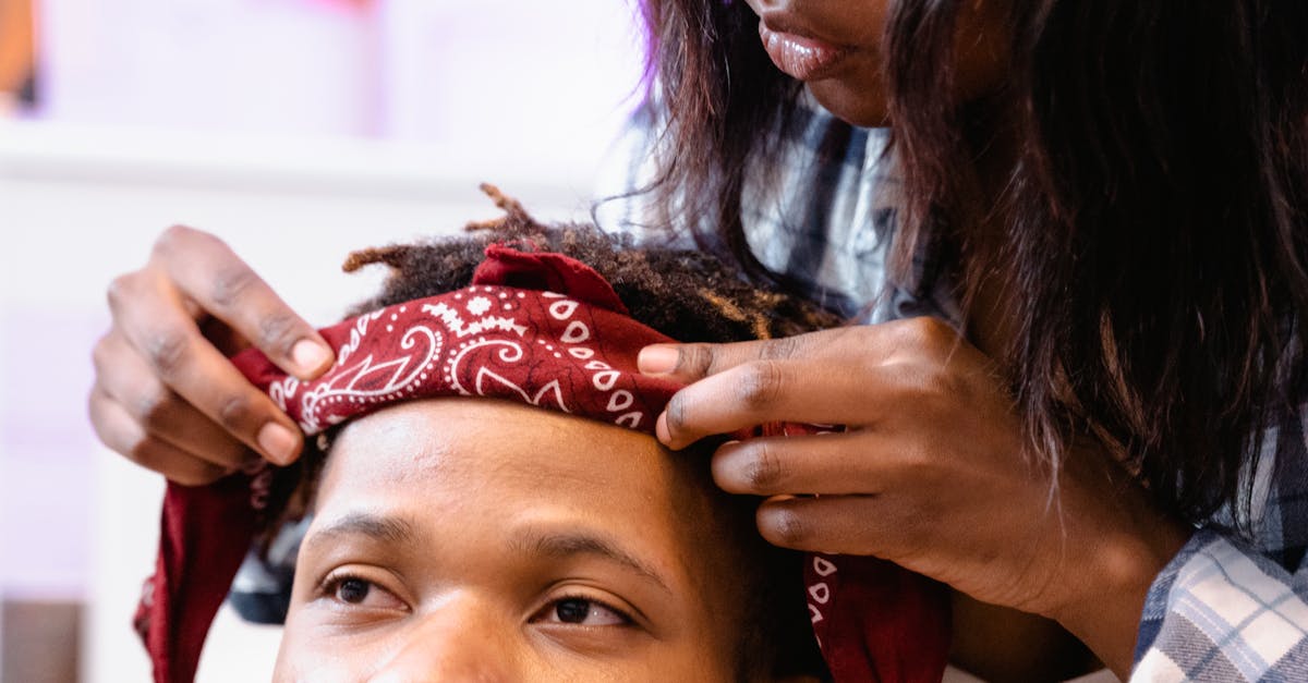 How to tie bandana on head like Tupac
