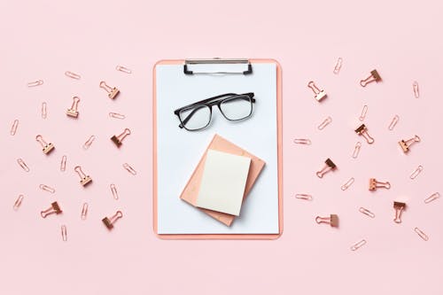 Kostnadsfri bild av anteckningsbok, flatlay, glasögon