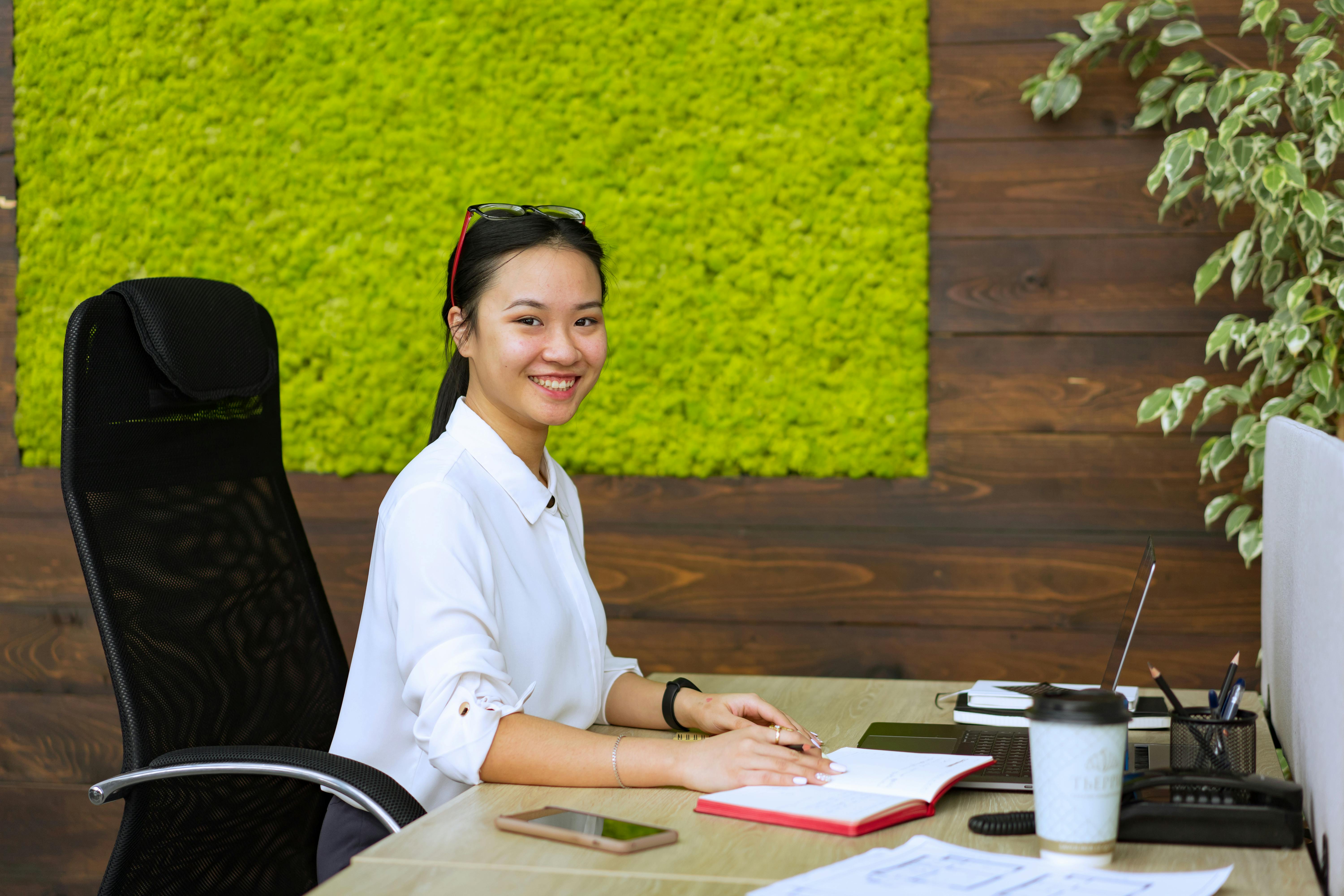 How to Change Careers at 30, 40 or 50: A Step-by-Step Guide — Photo by Mikhail Nilov on Pexels