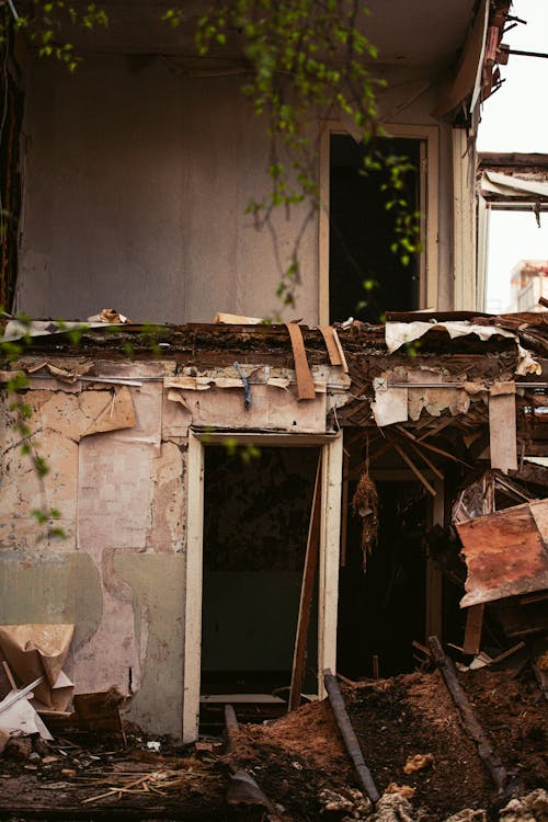 Kostenloses Stock Foto zu baufällig, draußen, haus