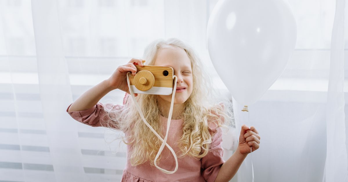 Kjole pige 10 år: Trendy festtøj, hverdagstøj og gaver fra tidtilleg.dk