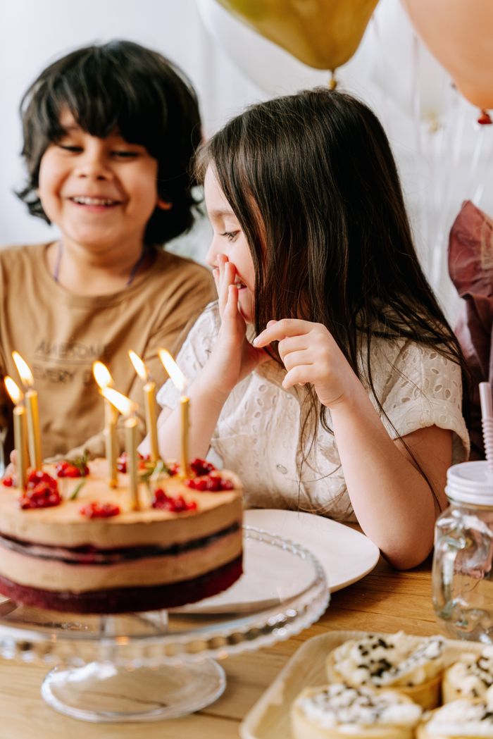 Cake cutting