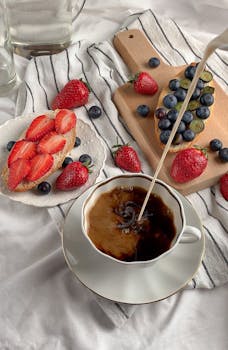almond milk image 4