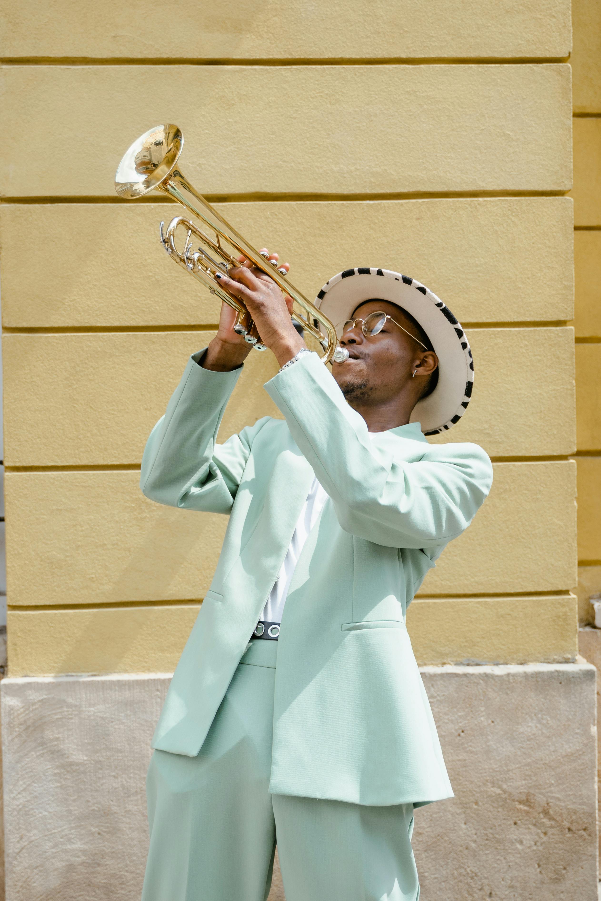 16,000+ Playing Trumpet Stock Photos, Pictures & Royalty-Free Images -  iStock