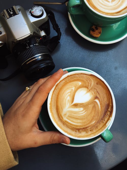 Ilmainen kuvapankkikuva tunnisteilla cappuccino, Espresso, flatlay