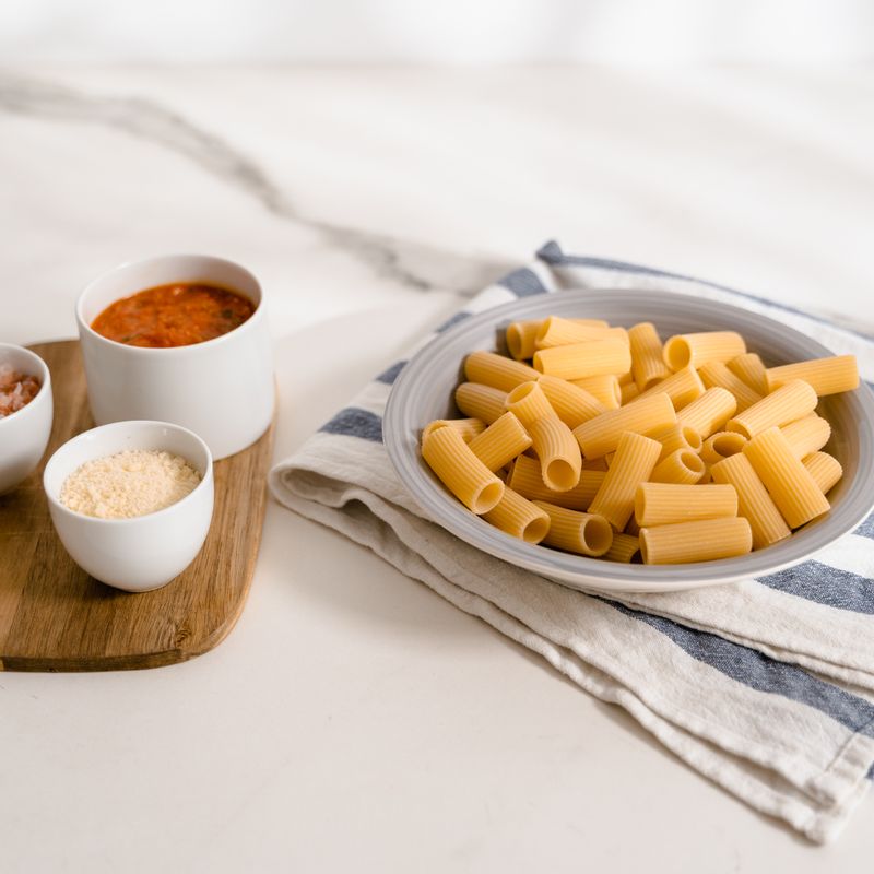 Simple Baked Rigatoni with Bacon and Canned Tomato