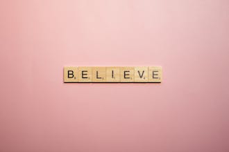 Başarıya Giden Yolda Kendine İnan Başarıya Giden Yolda Kendine İnan