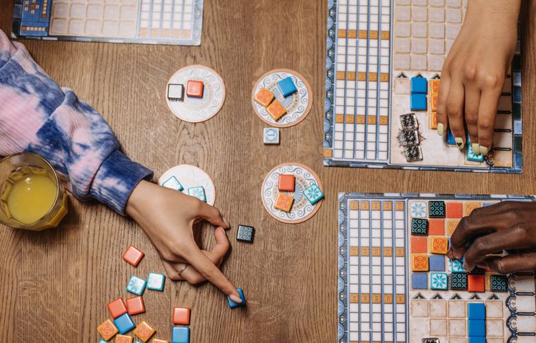 Online Casino: Spielautomaten und Live-Spiele im Überblick