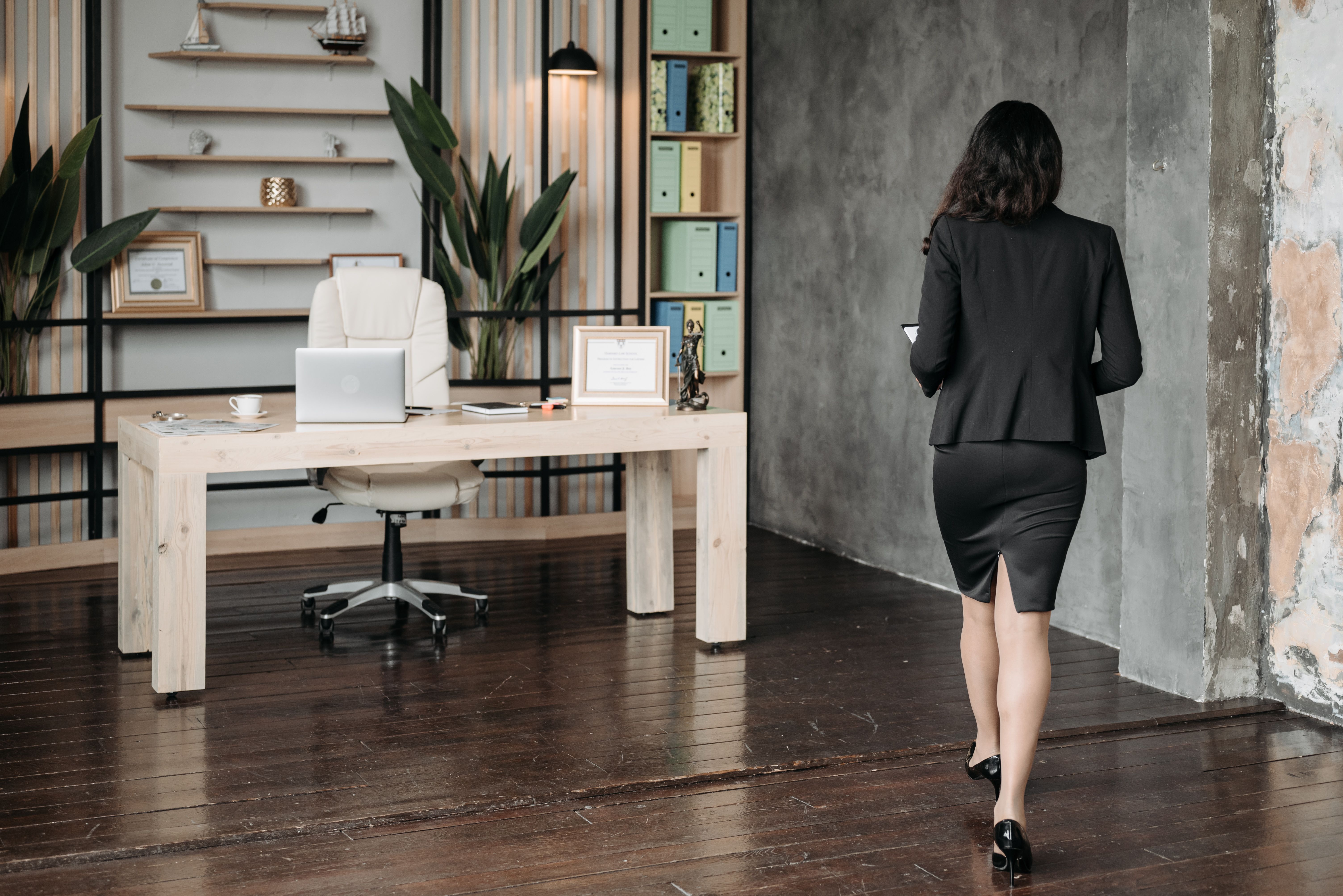 Career Changer PM Layoff Reentry Strategy: How to Pivot from Non-Tech Background