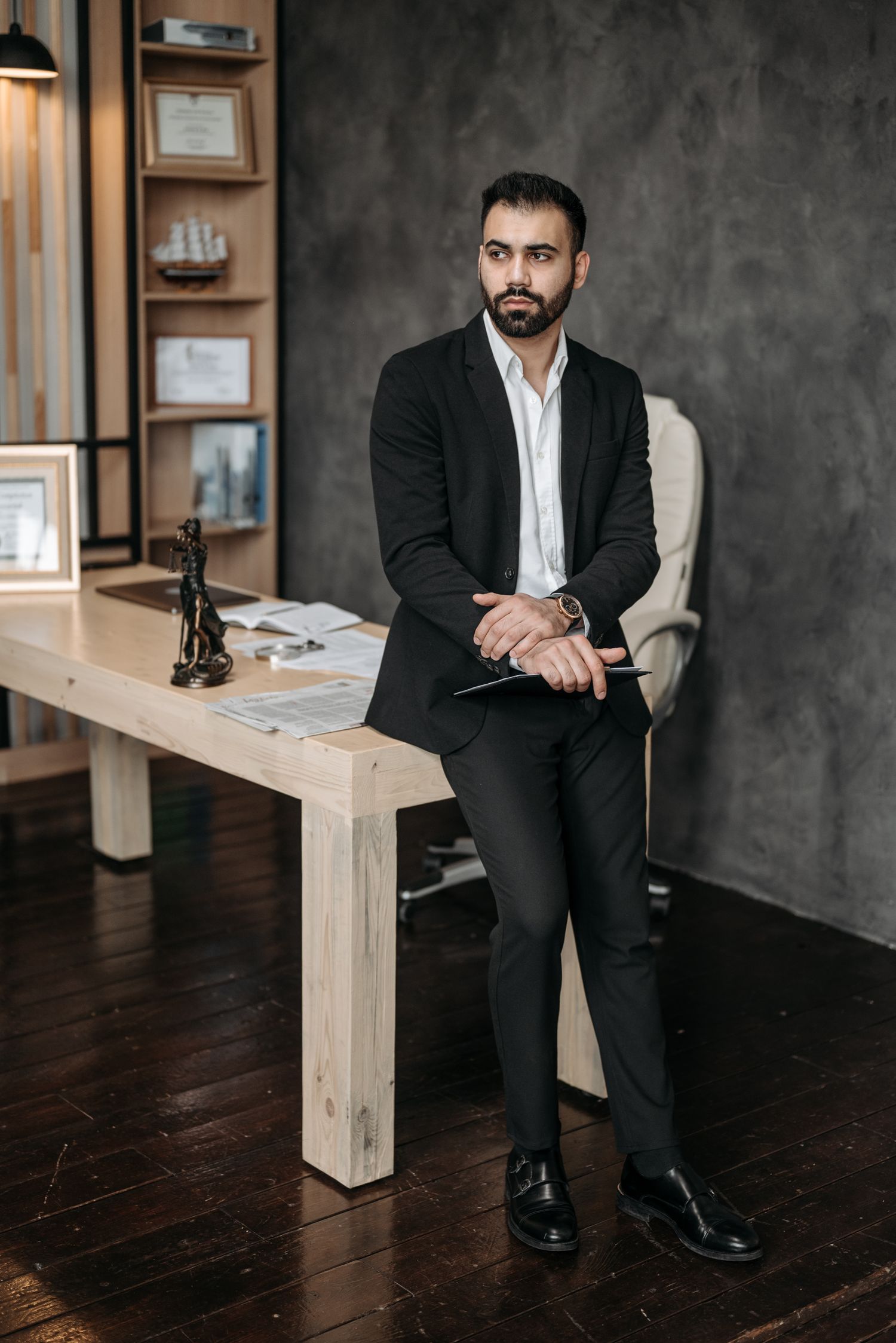 Professional Business Consultant