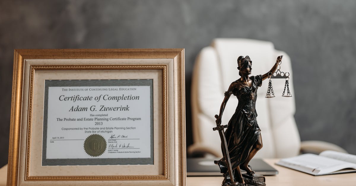 政治:李頴彰律師:美軍殺妻疑犯潛逃香港,制裁反成傷己迴力鏢