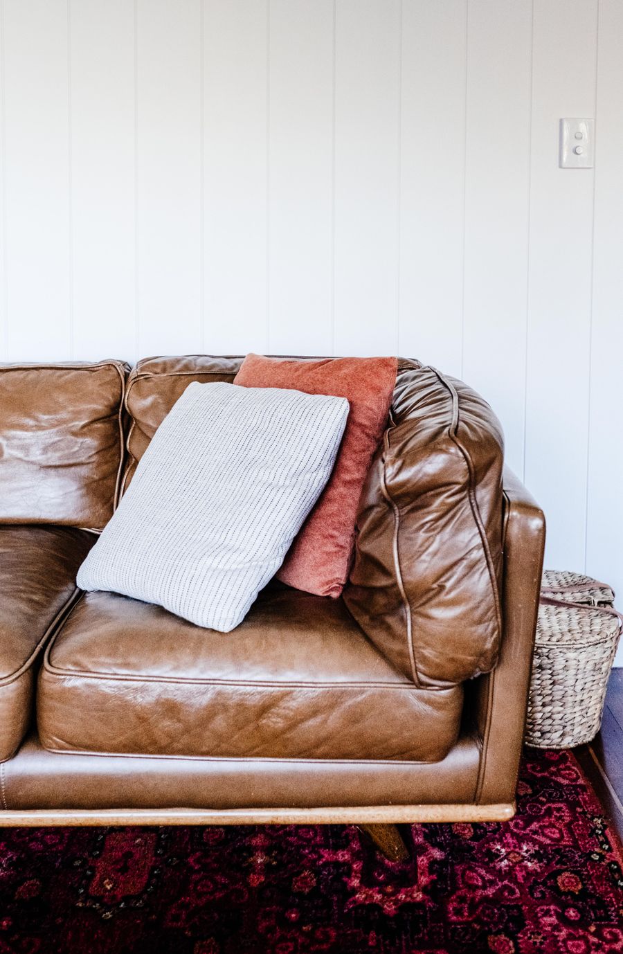 Leather sofa cleaning Sydney for leather couches and lounge furniture