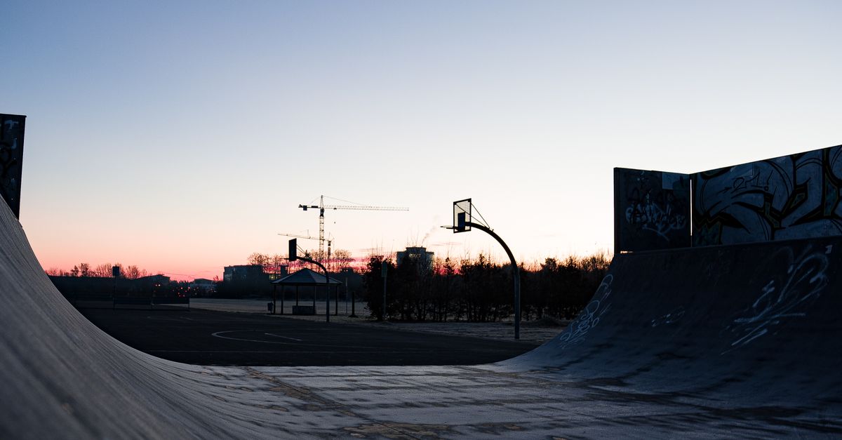 Vert Ramp Outside Vert Ramp Beside a Basketball Court · Free Stock Photo