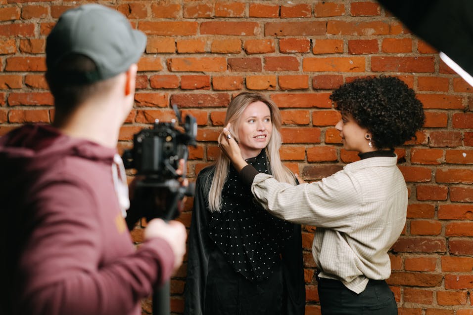 Adding Captions and Styling to Images in HTML with Ease