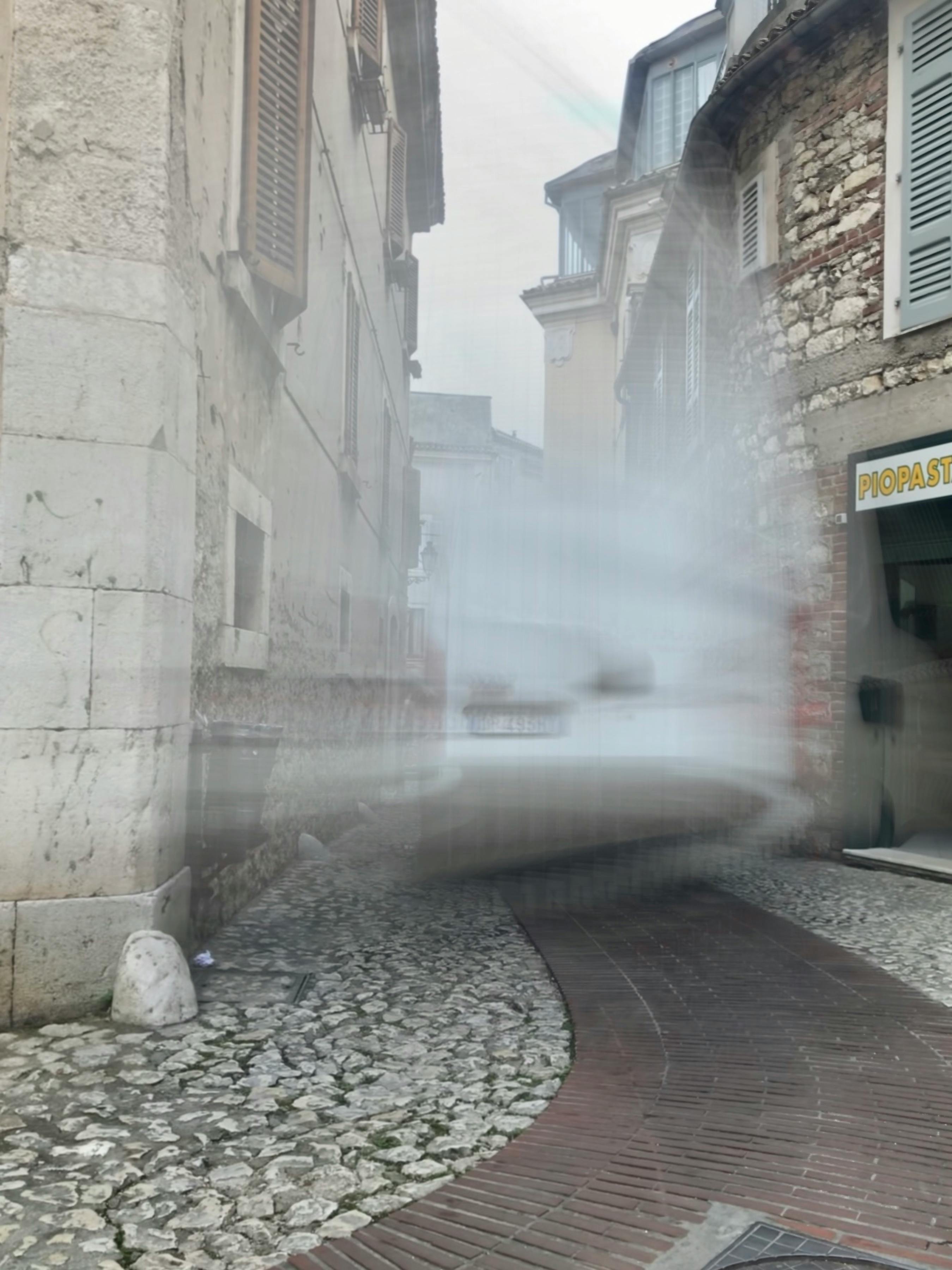 Laptop with AI to optimize battery