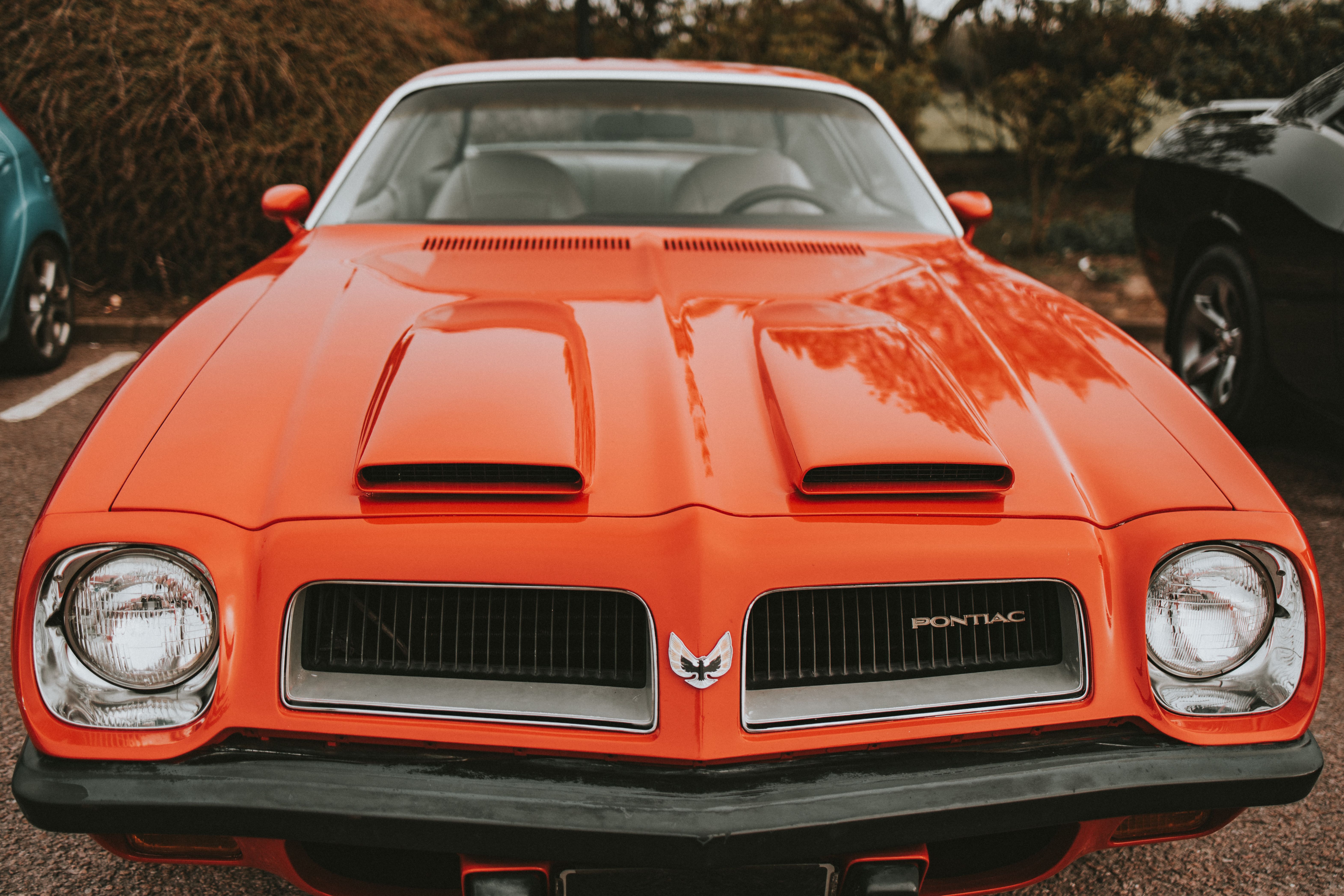 general automotive general motors best suv — Photo by Radu Daniel ( MRD ) on Pexels