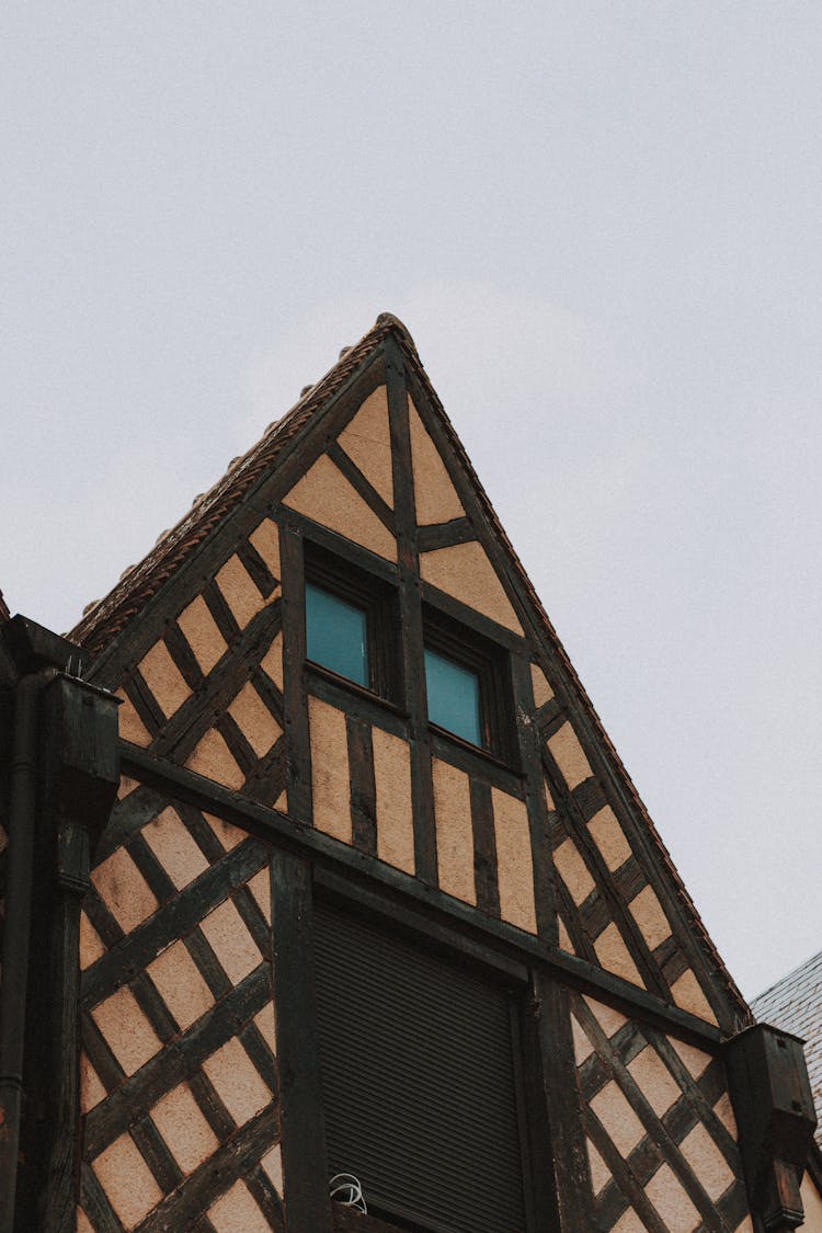 Wooden House In Rue Jean Girard