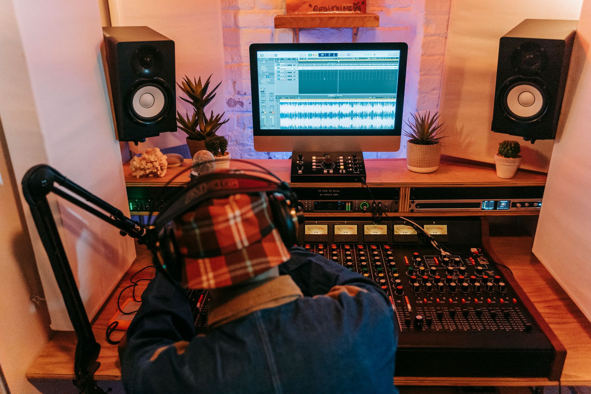 Thirty Minute Test Hands testing a DAW with MIDI controller and laptop
