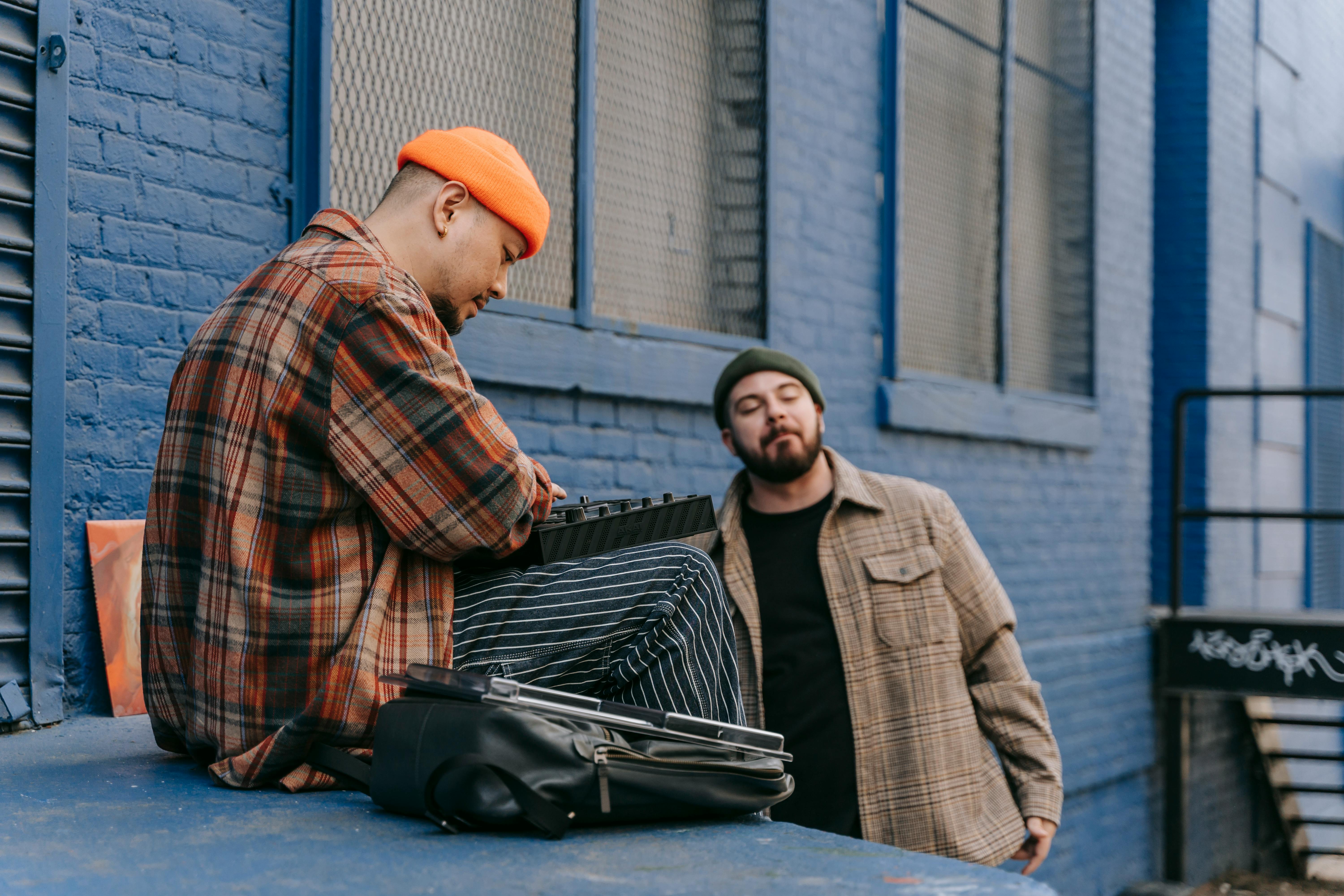 How Rap Reviews Shape Music Discovery in the Streaming Era — Photo by Anna Pou on Pexels