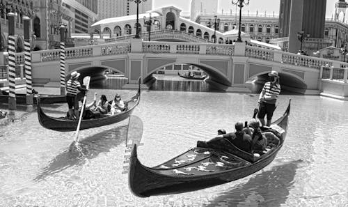 Free stock photo of gondola, gondola ride, gondolas