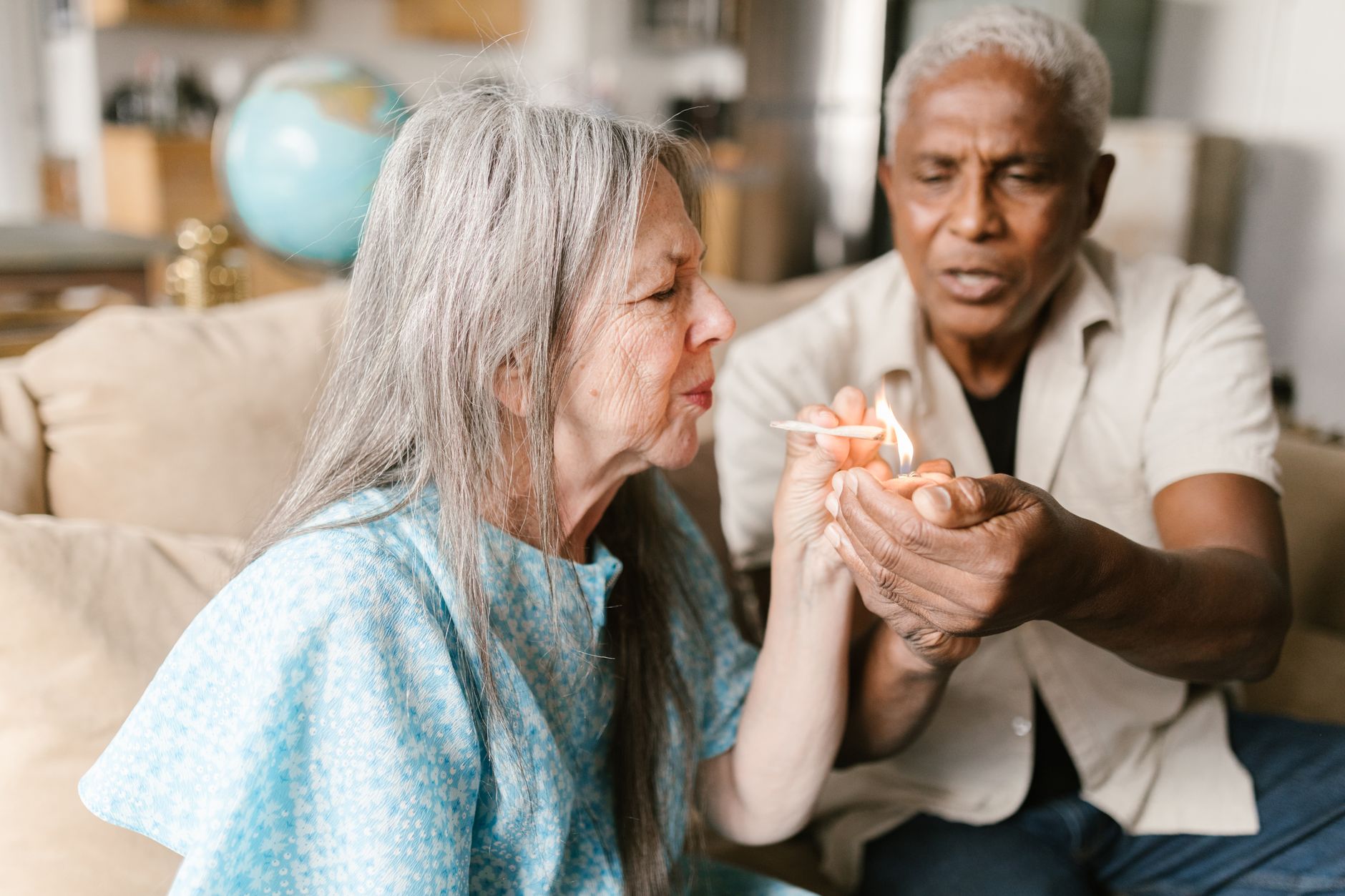 Best cannabis products for Parkinson's symptom management Cannabis tincture and indica flower for Parkinson's disease tremor relief