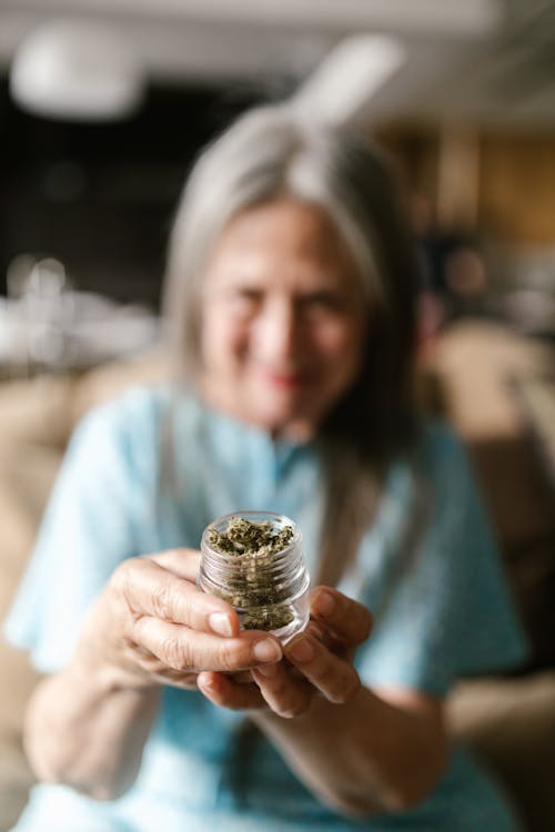 Photos gratuites de arrière-plan flou, cannabis, cbd