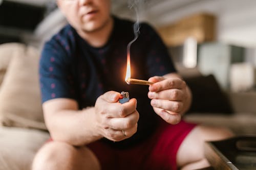 Gratis lagerfoto af cannabis, hænder, hash