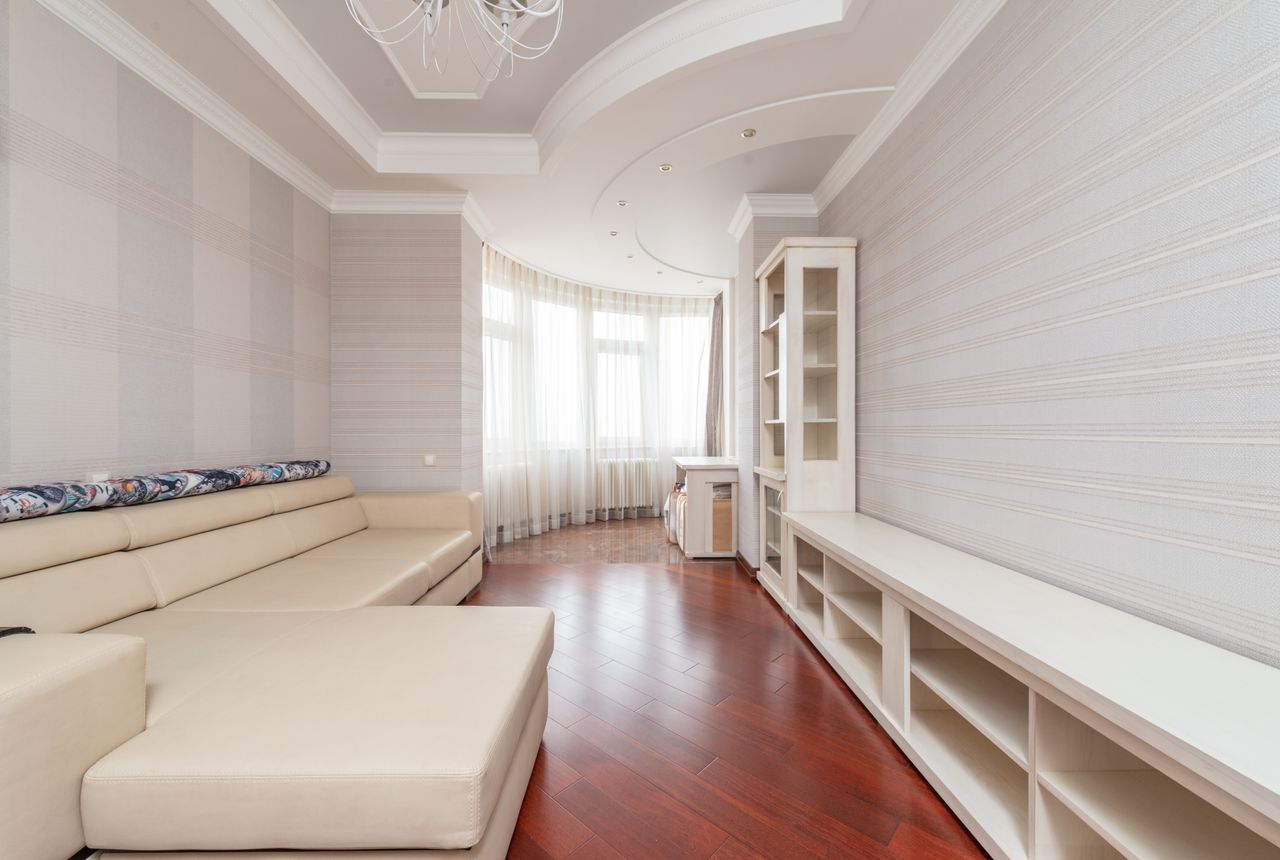 Flat & apartment removals Johnstone — removals work in progress
