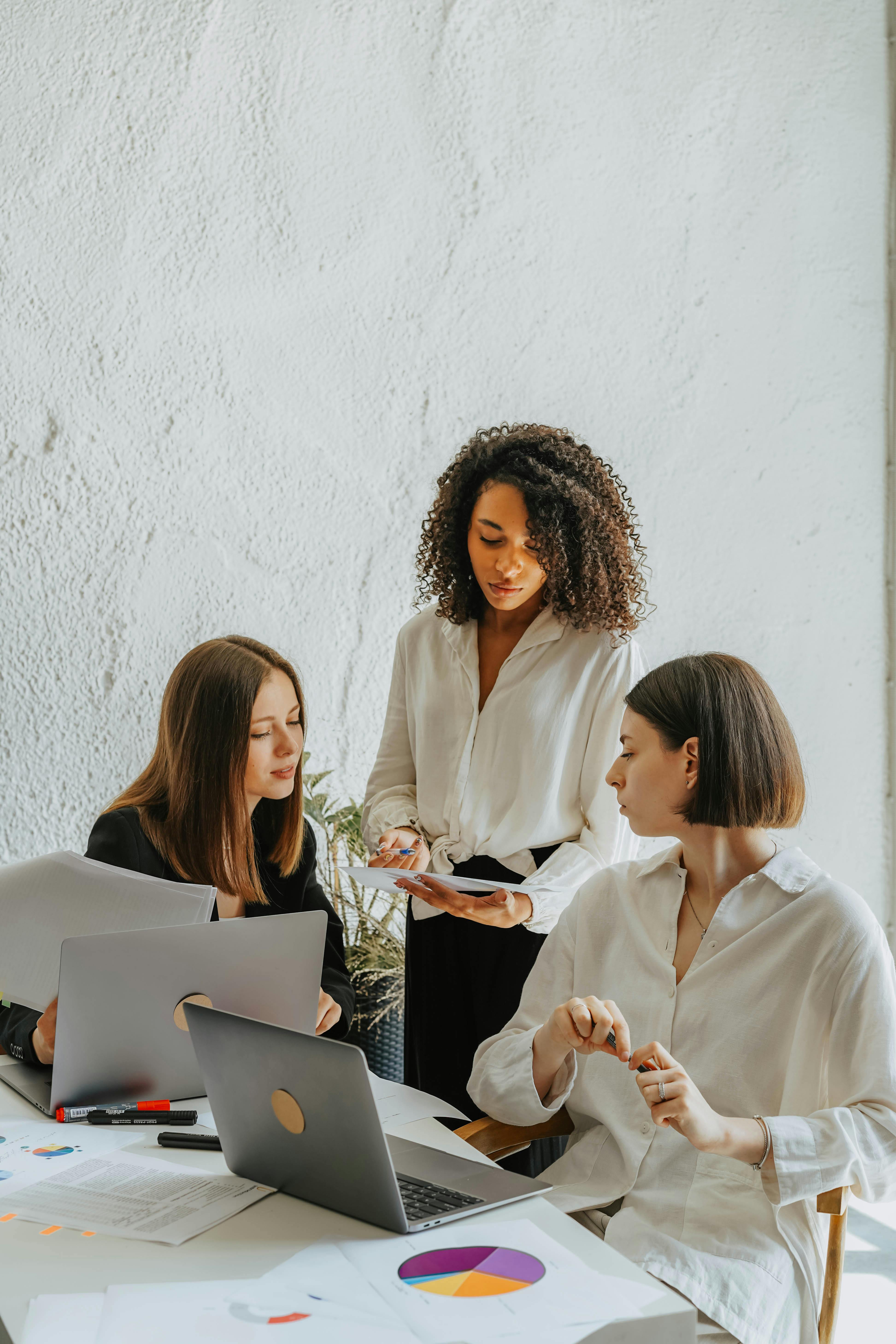 women working together in the office