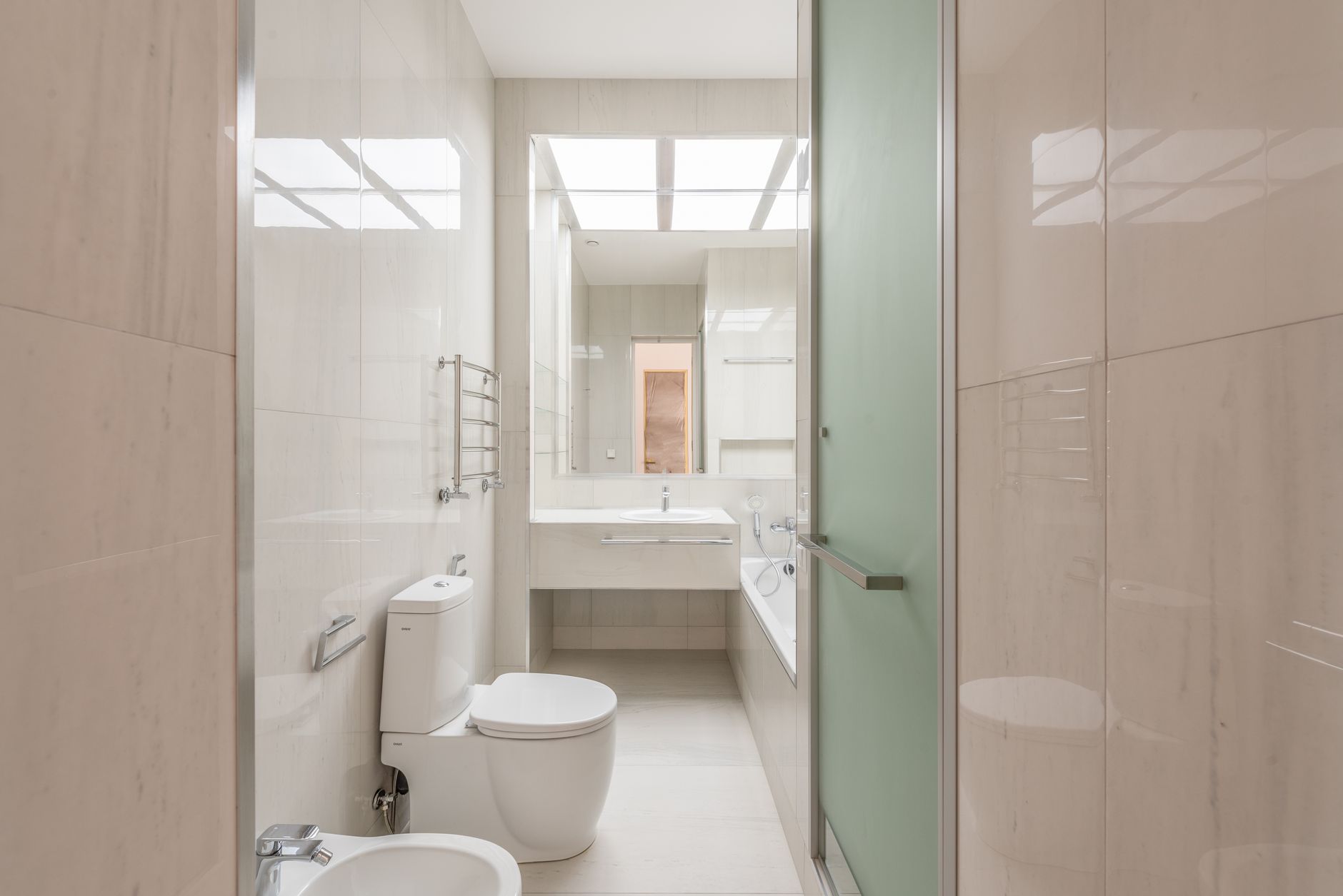 How to style a master bedroom ensuite for property photos