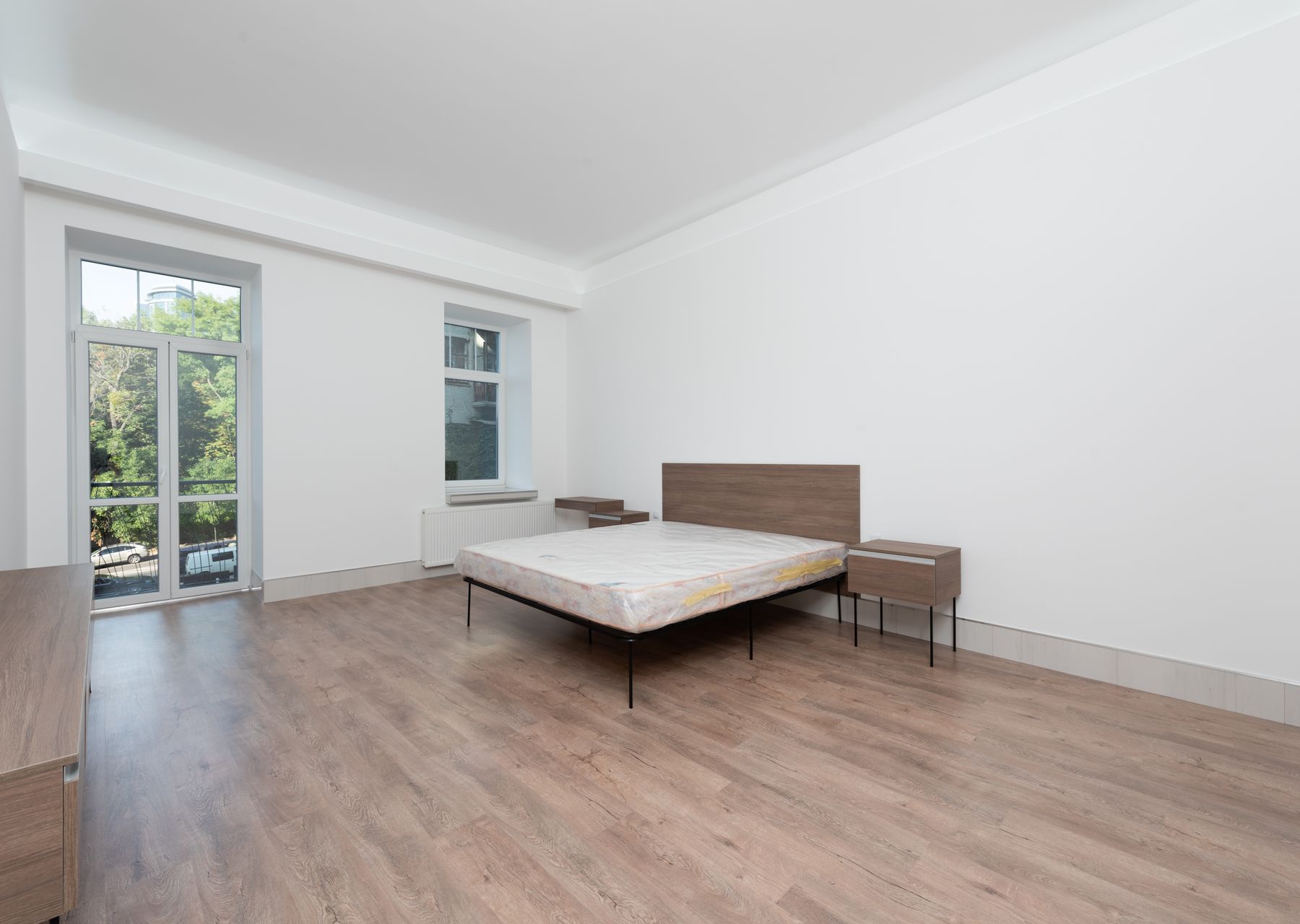 Professional removals crew at work — flat & apartment removals Ingrave