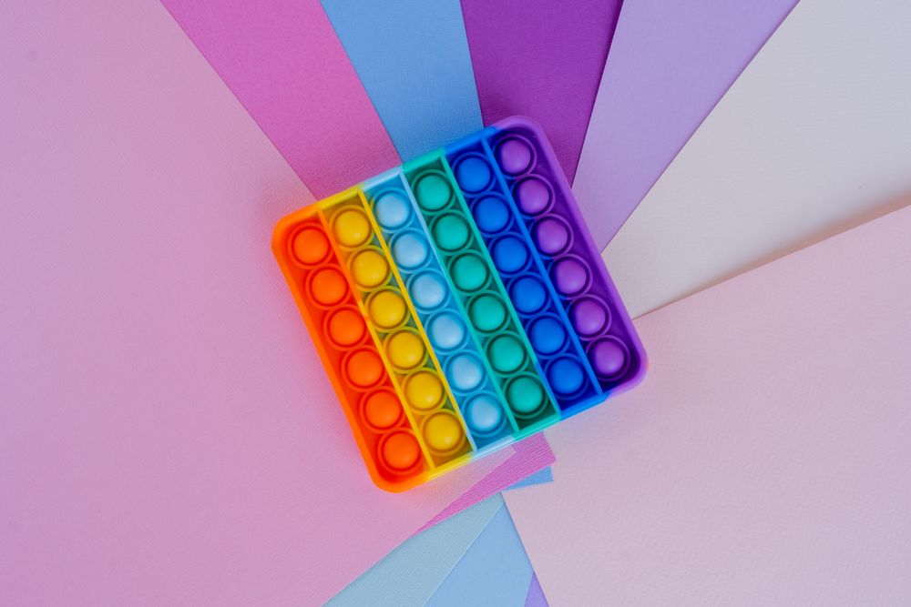 Juguete sensorial de colores en fotograf&iacute;a de stock
