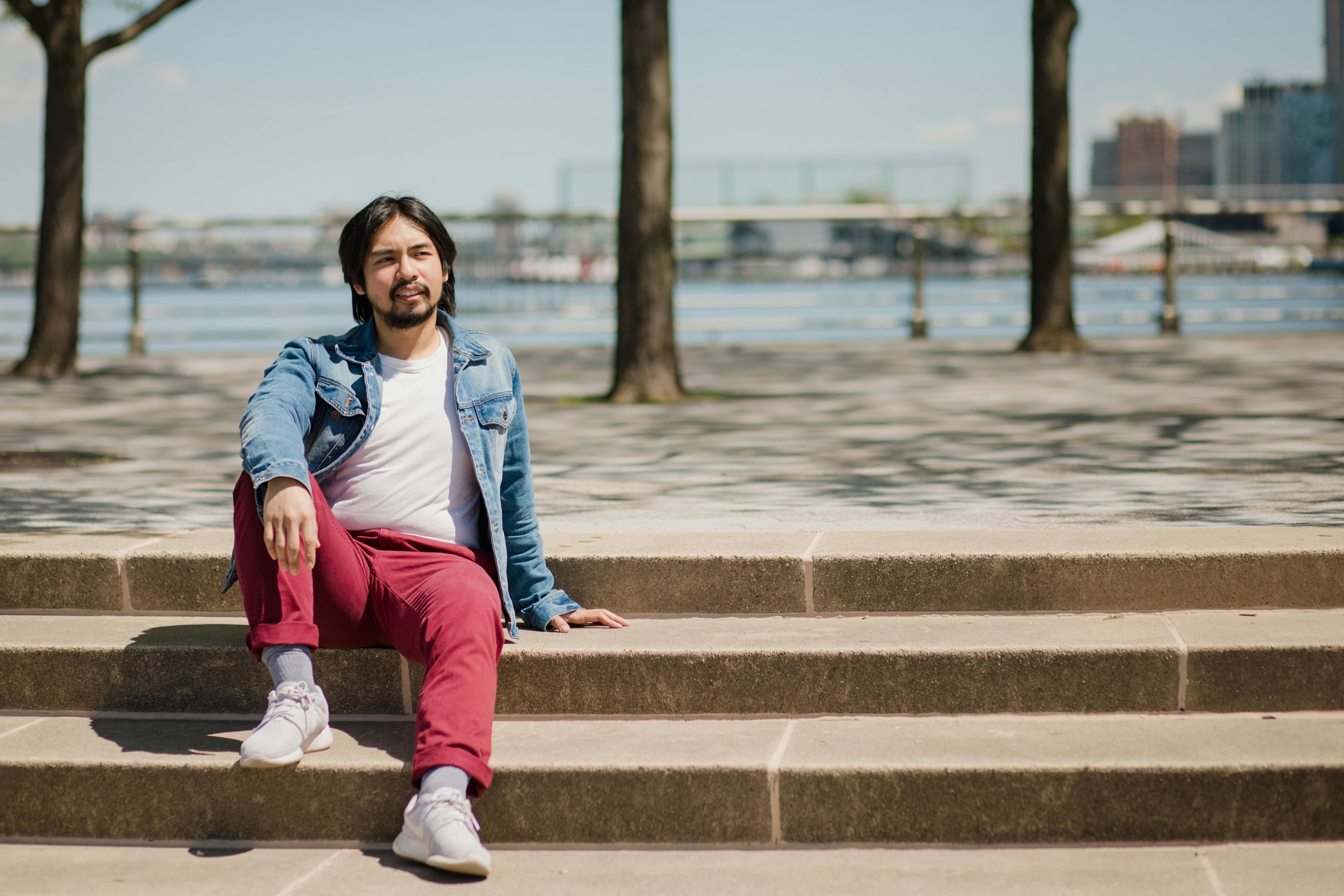 Osiris Zelaya: Connecting Language Learning to Culture and Community — Photo by RDNE Stock project on Pexels
