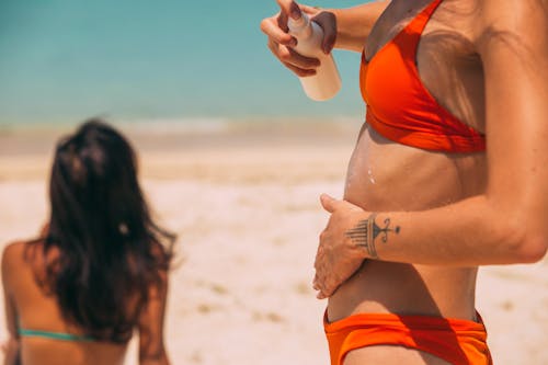 Free Close up of Women on Beach Stock Photo