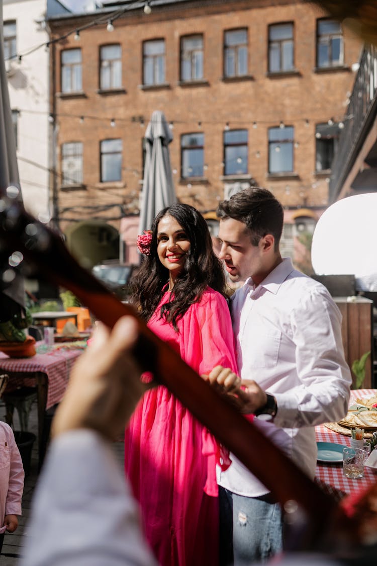 A Couple Dancing During The Cinco De Mayo Festival In Mexico