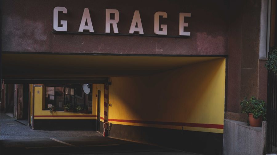 Flea Markets and Garage Sales: Save Money and Earn It