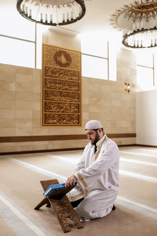 Ücretsiz adam, cami, dikey atış içeren Ücretsiz stok fotoğraf Stok Fotoğraflar