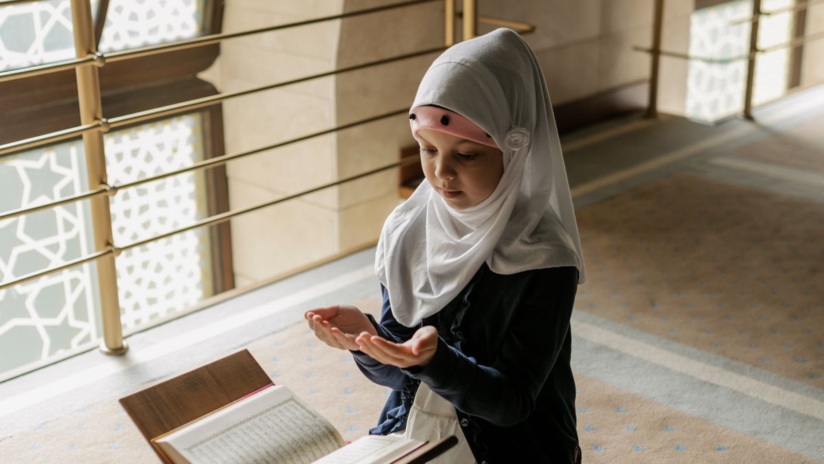 A Simple Islamic Bedtime Routine for Kids (With Sunnah Duas)