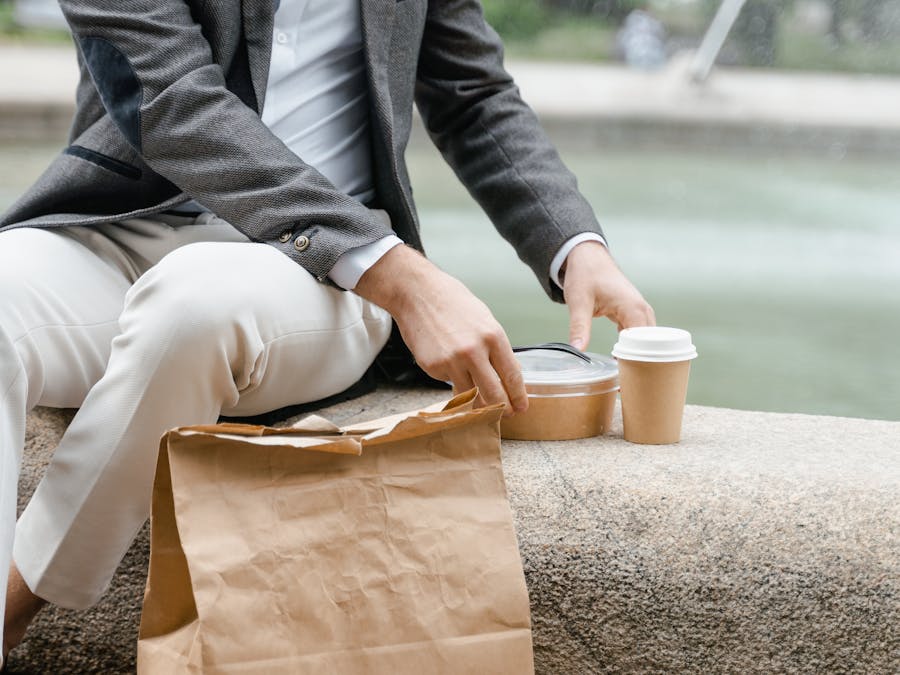 How long are Amazon lunch breaks?