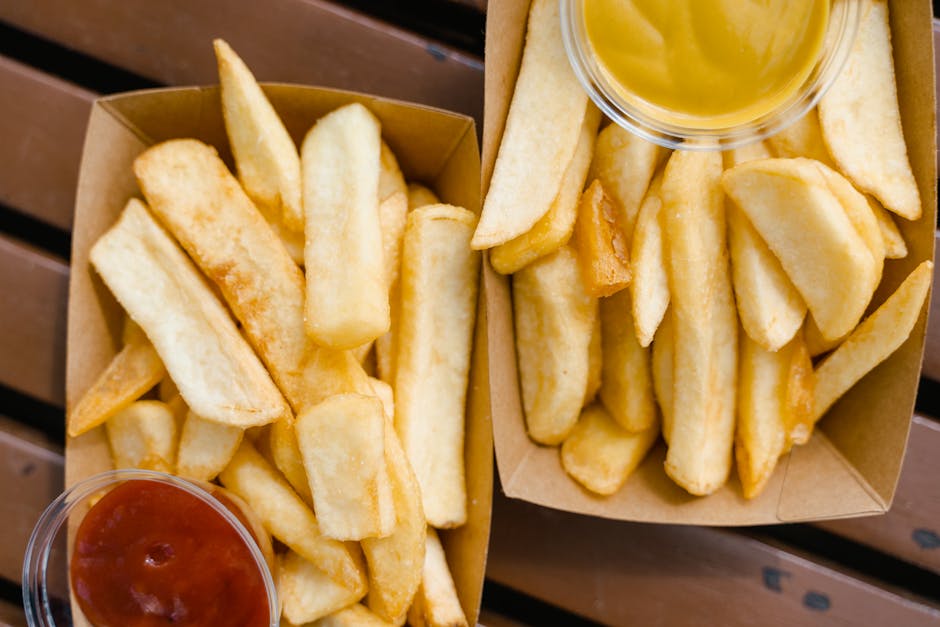crispy golden fries - product image