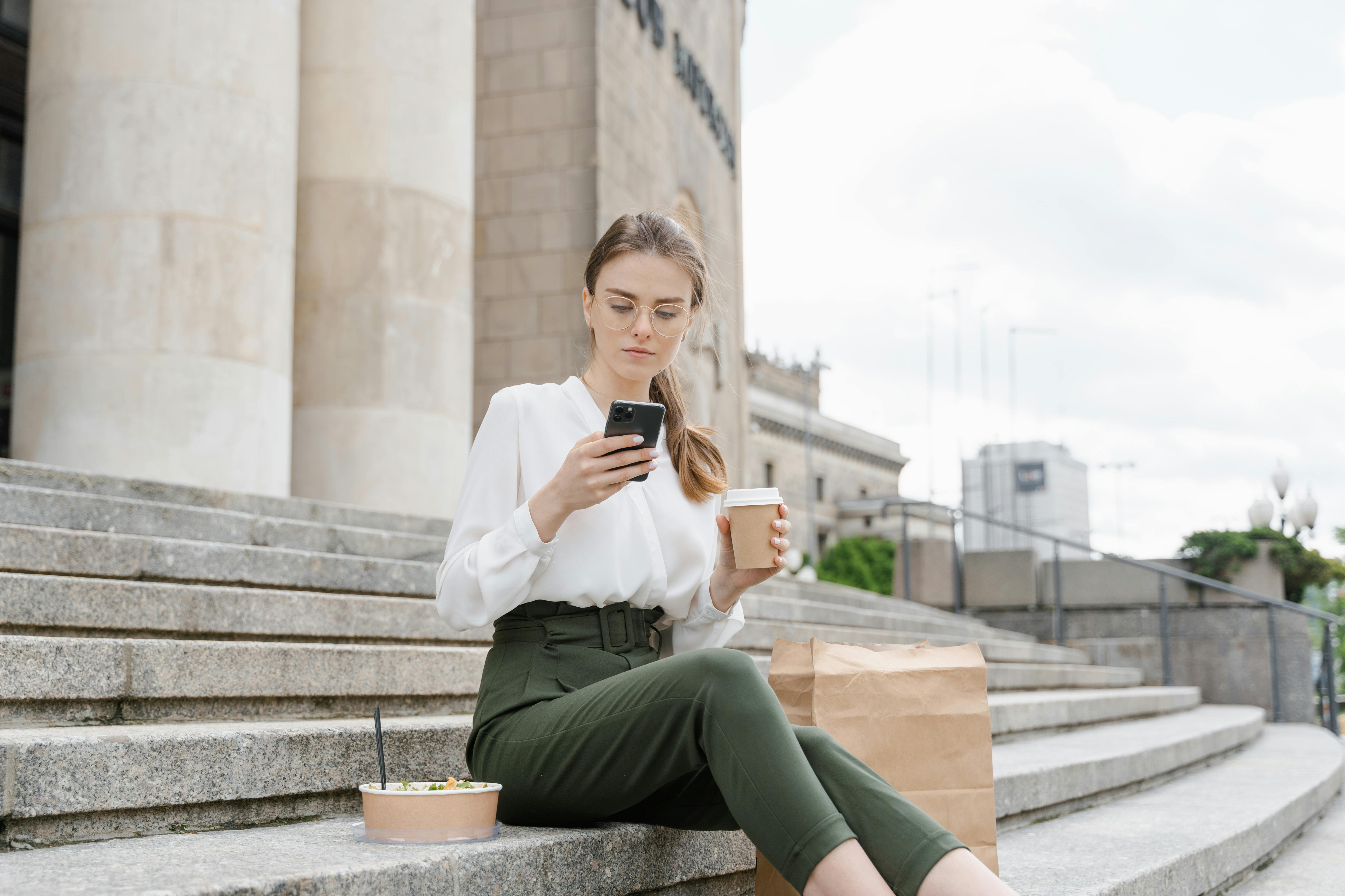 Shop smarter, not harder: Using AI for meal planning and grocery shopping — Photo by MART  PRODUCTION on Pexels