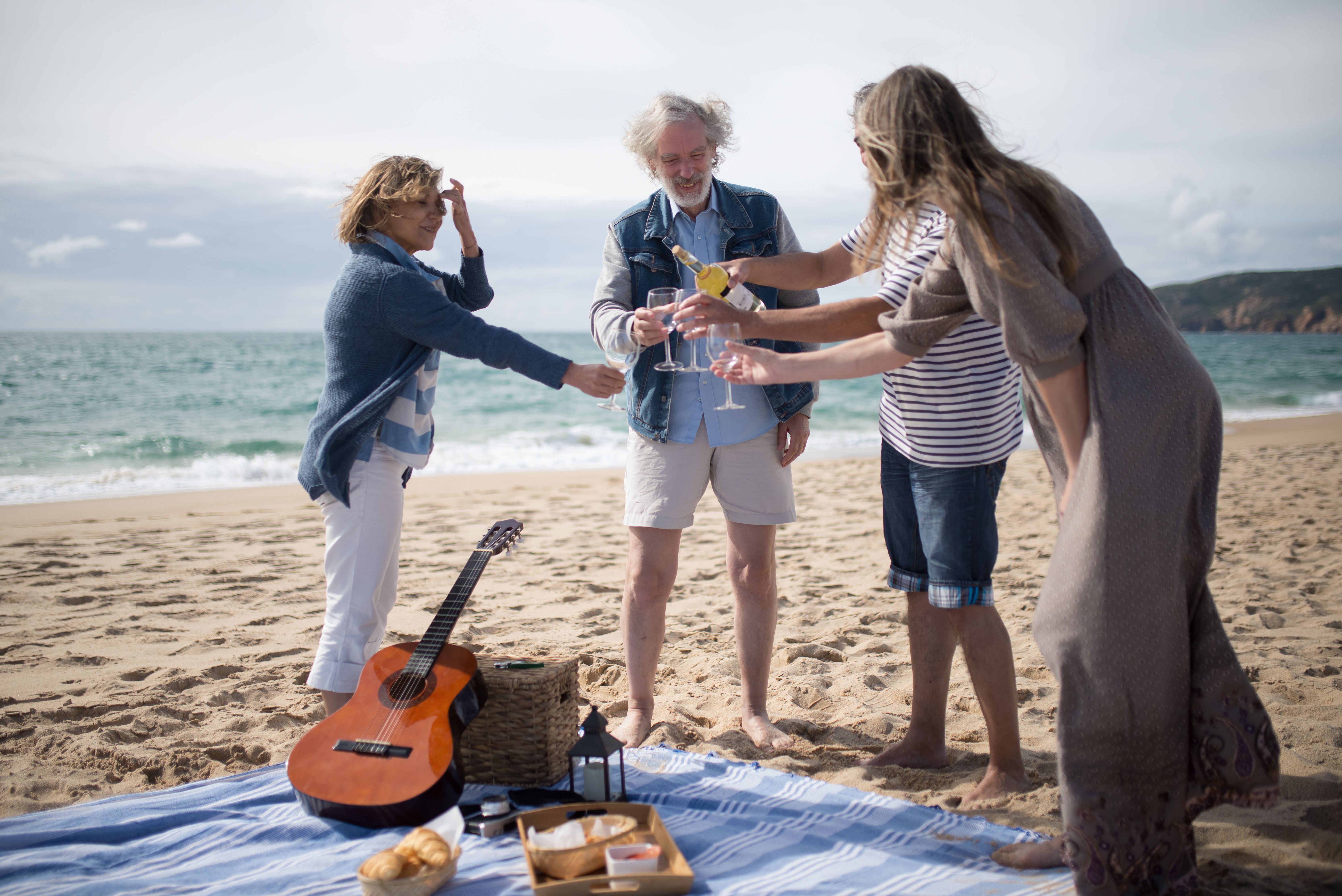TUI combines holidays and lifestyle: new brand shop successfully launched — Photo by Kampus Production on Pexels