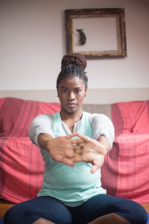 アダルト, アフリカ系アメリカ人女性, ストレッチの無料の写真素材
