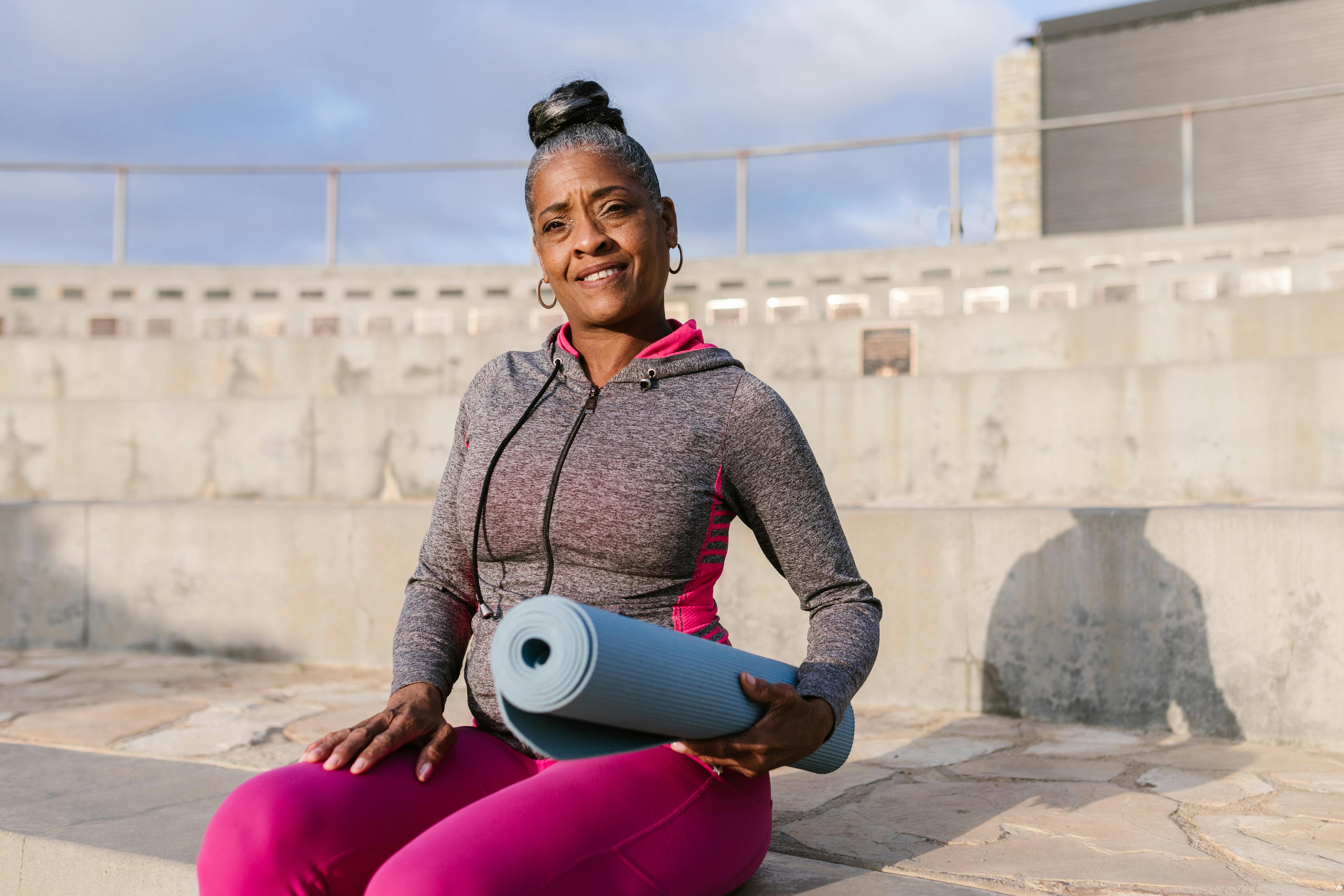 Ücretsiz açık alan fitness, açık hava, afrikalı-amerikalı kadın içeren Ücretsiz stok fotoğraf Stok Fotoğraflar