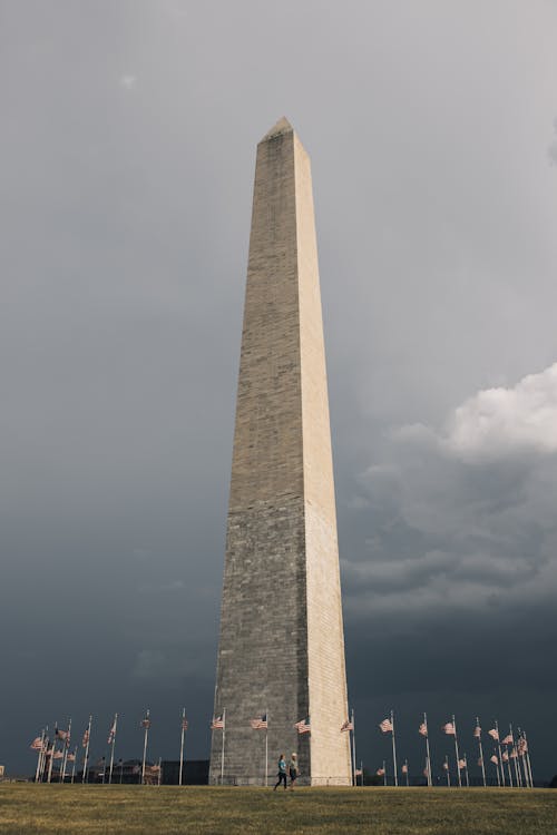 Washington Monument Under a Cloudy Sky