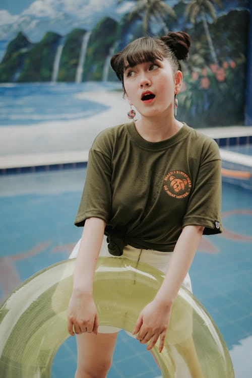 Gratis stockfoto met Aziatisch meisje, floater, geschokt